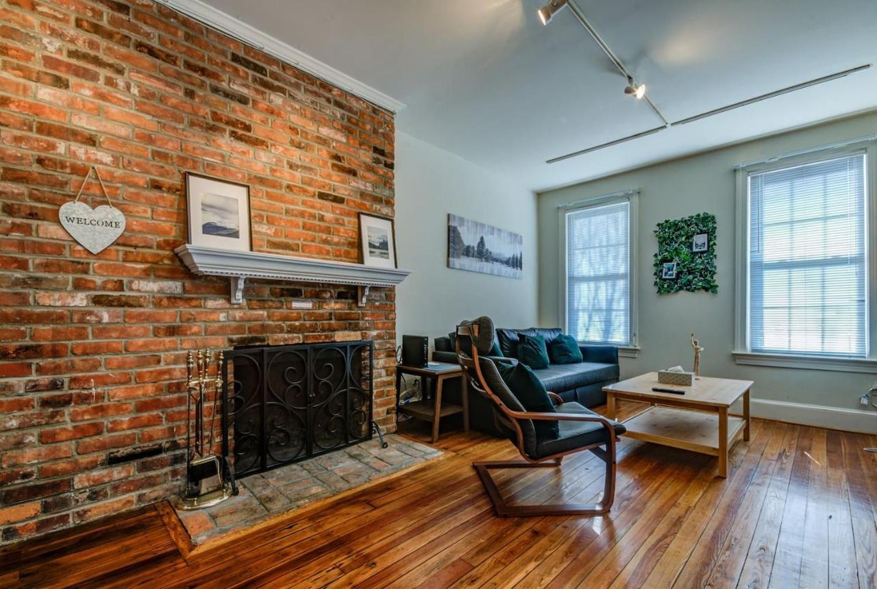 3Br Colonial House With Parking By Cozysuites Alexandria Bagian luar foto