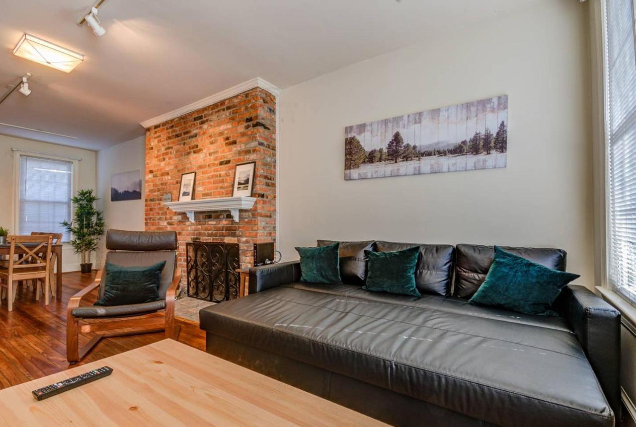 3Br Colonial House With Parking By Cozysuites Alexandria Bagian luar foto